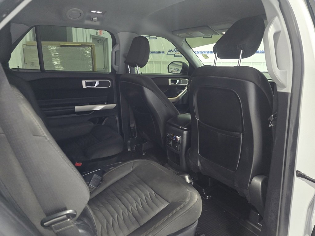 Used 2020 Ford Explorer XLT w/ Comfort Package image 26