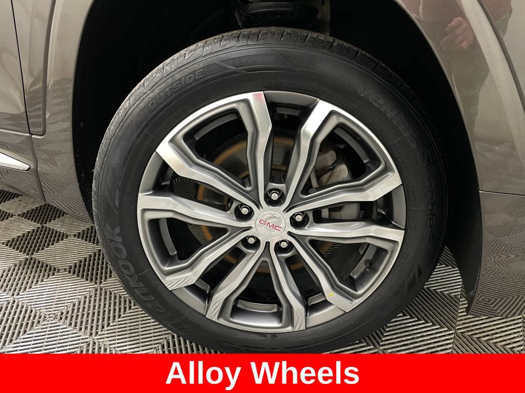 Used 2019 GMC Terrain Denali w/ Advanced Safety Package AWD/4WD image 48