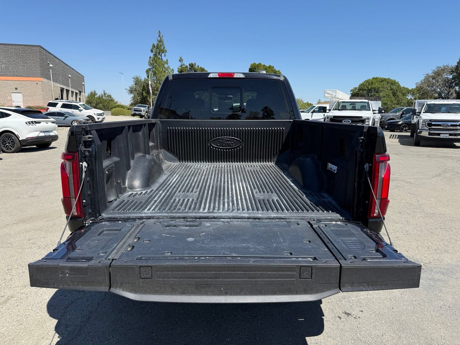 Used 2024 Ford F150 Lariat w/ Bed Utility Package AWD/4WD image 5