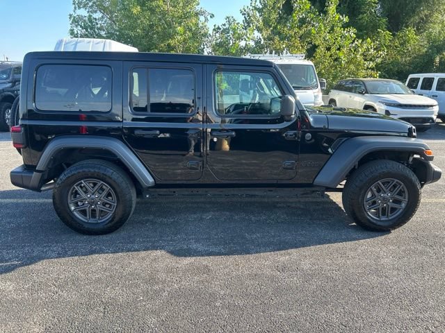 Used 2025 Jeep Wrangler Unlimited Sport AWD/4WD image 7
