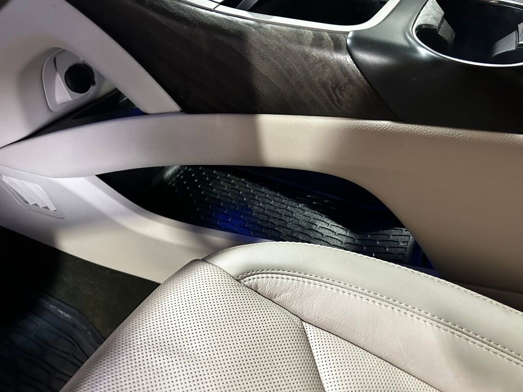 Used 2020 Lincoln Nautilus Reserve image 19