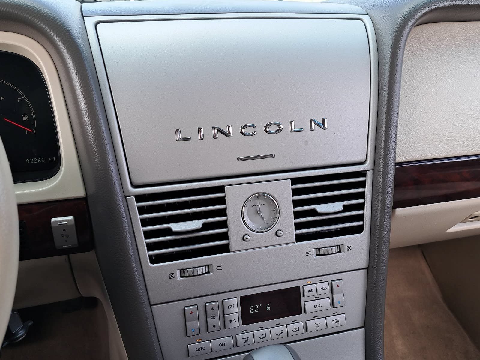 Used 2004 Lincoln Aviator 2WD image 24