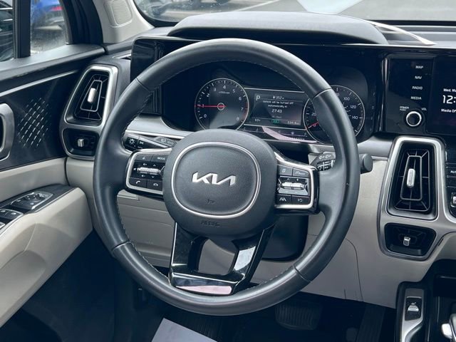 Certified 2022 Kia Sorento S FWD image 16