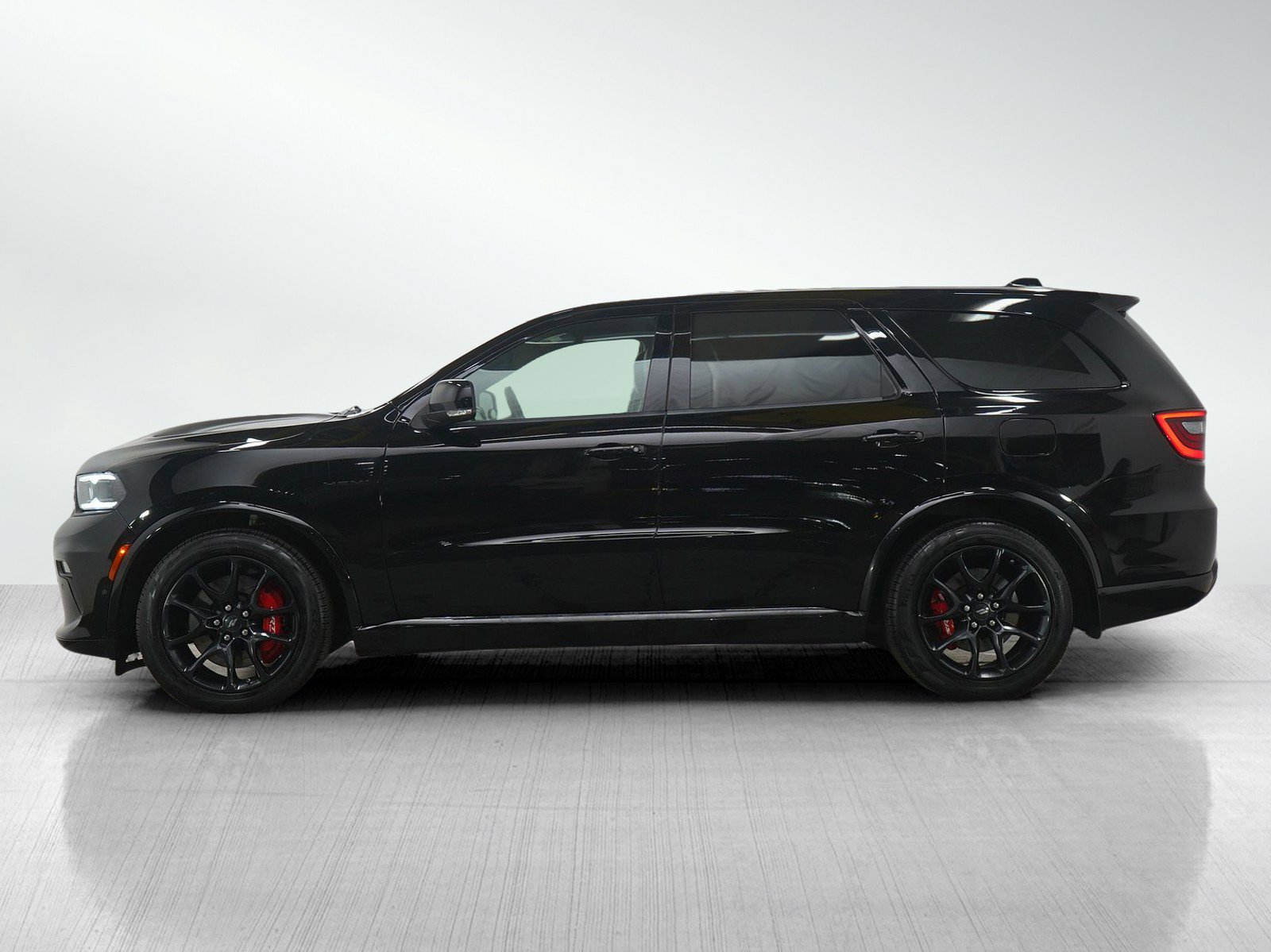 Used 2021 Dodge Durango R/T w/ Tow 'N Go Group image 2