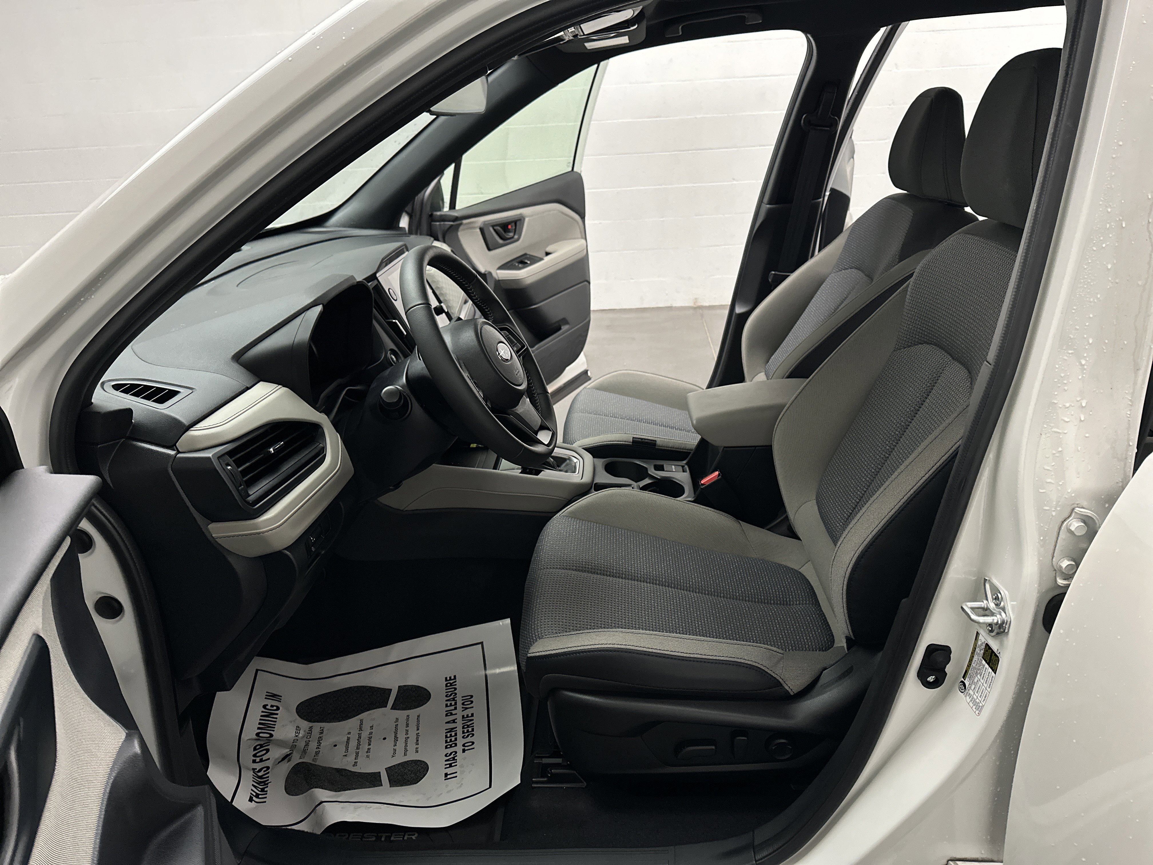 Used 2025 Subaru Forester Premium w/ Convenience Package #1 image 15