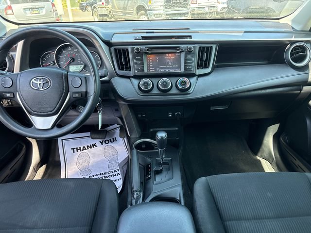 Used 2016 Toyota RAV4 LE FWD image 9