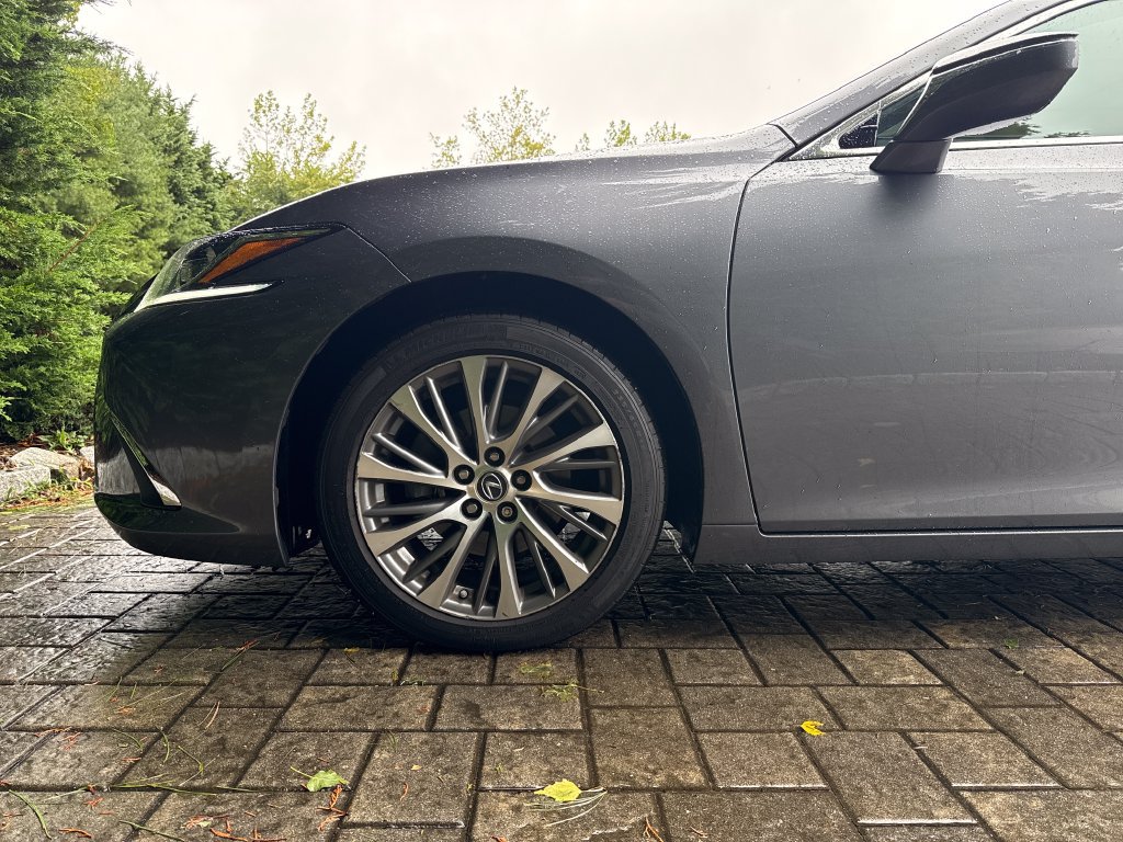 Used 2020 Lexus ES 350 w/ Premium Package FWD image 9