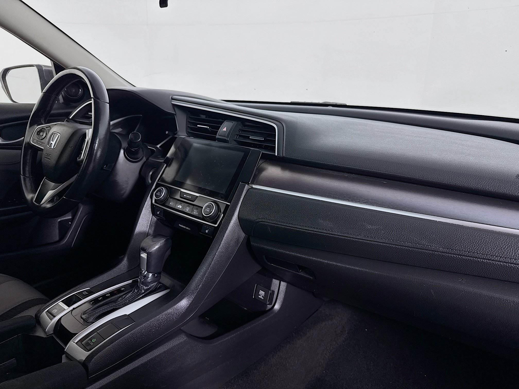 Used 2018 Honda Civic EX-T image 28