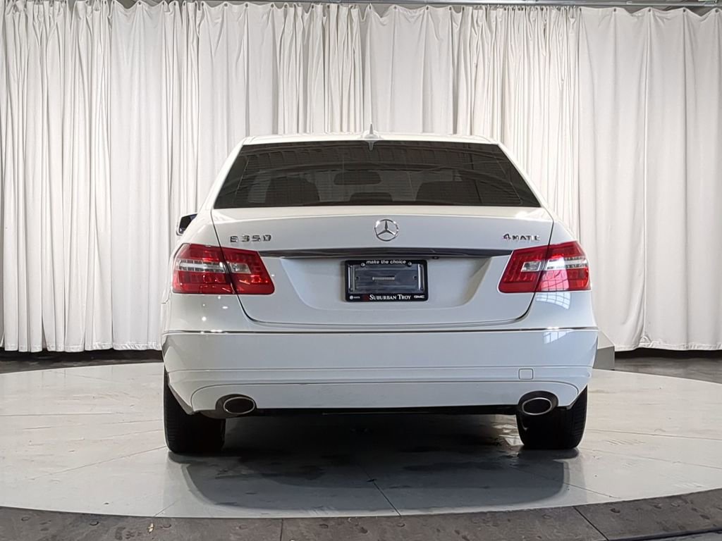 Used 2011 Mercedes-Benz E 350 4MATIC Sedan image 15