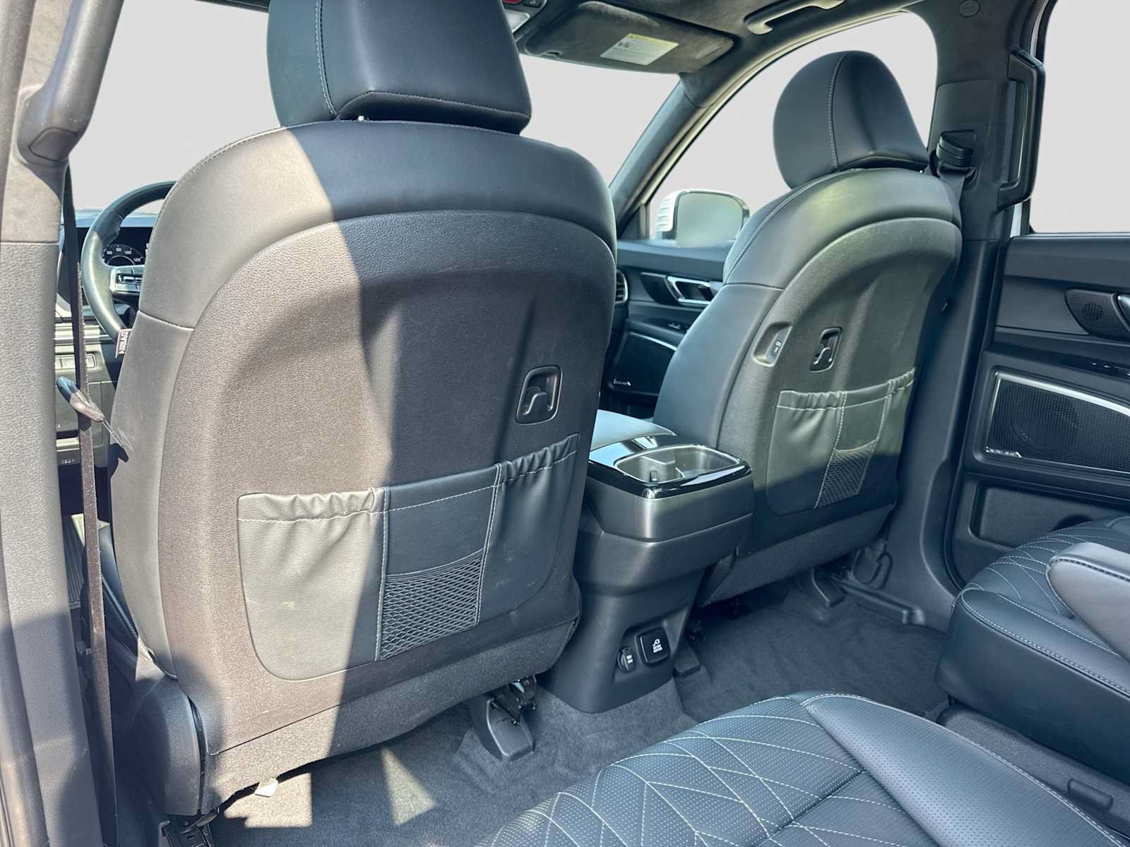 Used 2024 Kia Telluride SX Prestige X-Line AWD/4WD image 17