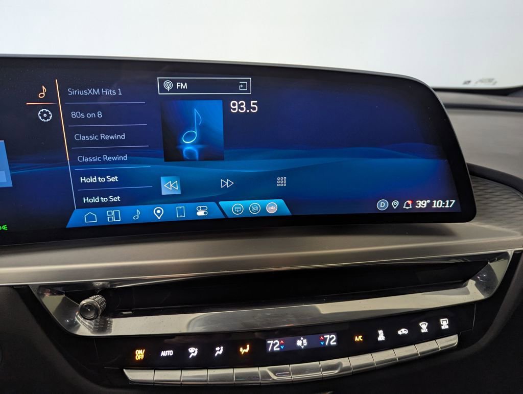 Used 2024 Cadillac Lyriq Luxury w/ LPO, Floor Liner Package image 46