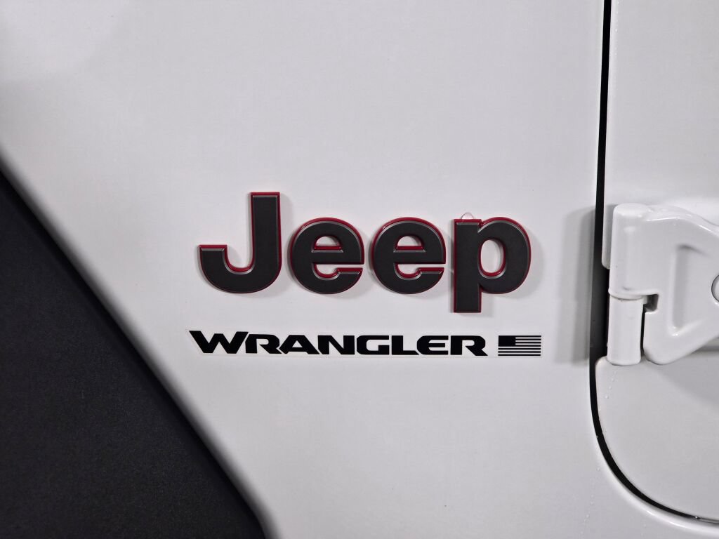 Used 2026 Jeep Wrangler Unlimited Rubicon AWD/4WD image 12