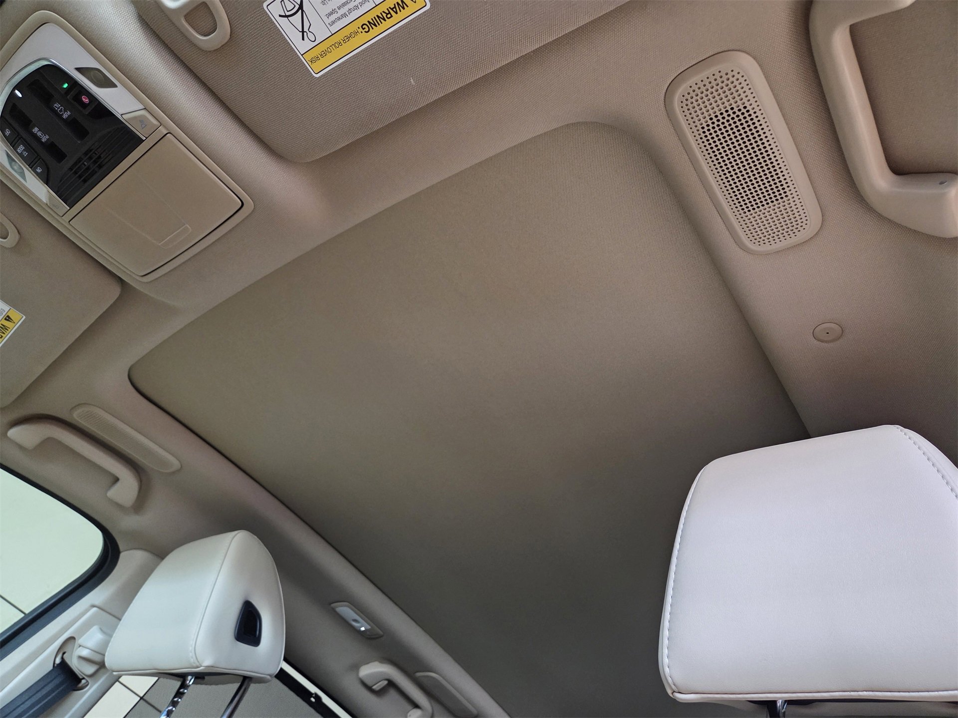 Used 2025 Acura MDX w/ Technology Package image 10