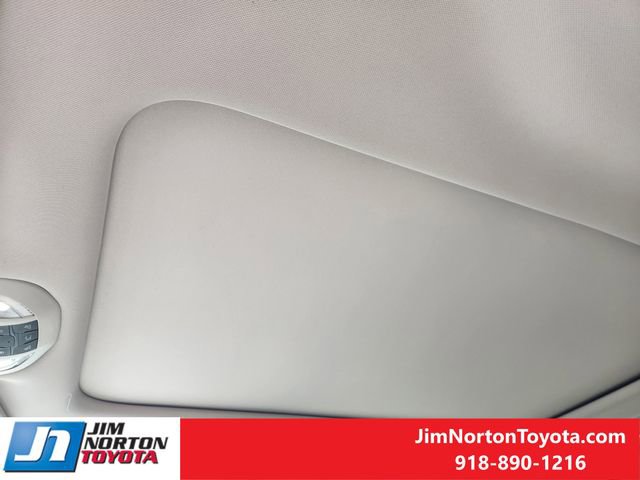 Used 2019 Chrysler Pacifica Limited w/ Tire & Wheel Group image 27