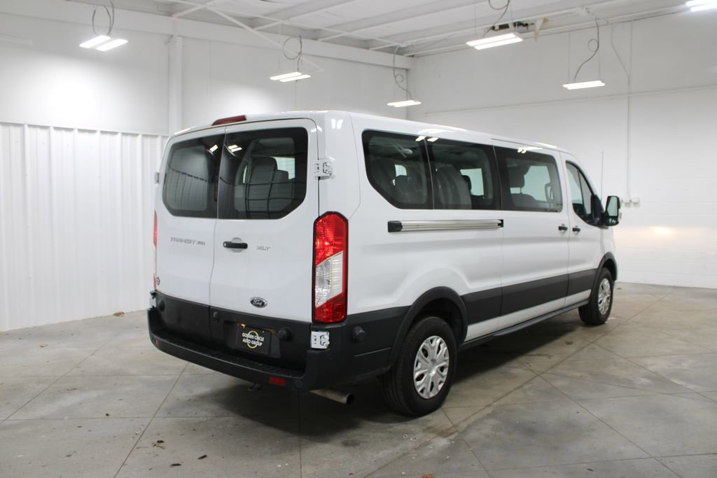 Used 2024 Ford Transit 350 XLT image 9