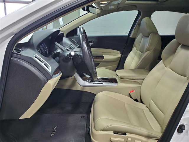 Used 2019 Acura TLX image 10