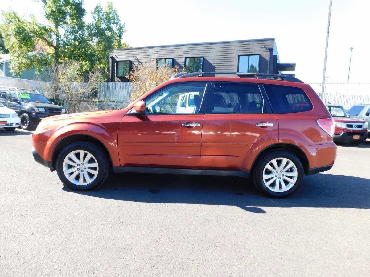 Used 2011 Subaru Forester 2.5X Premium image 21