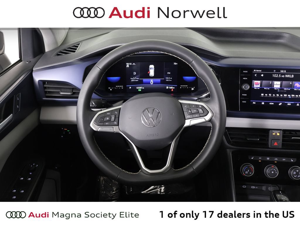 Used 2023 Volkswagen Taos SE AWD/4WD image 29