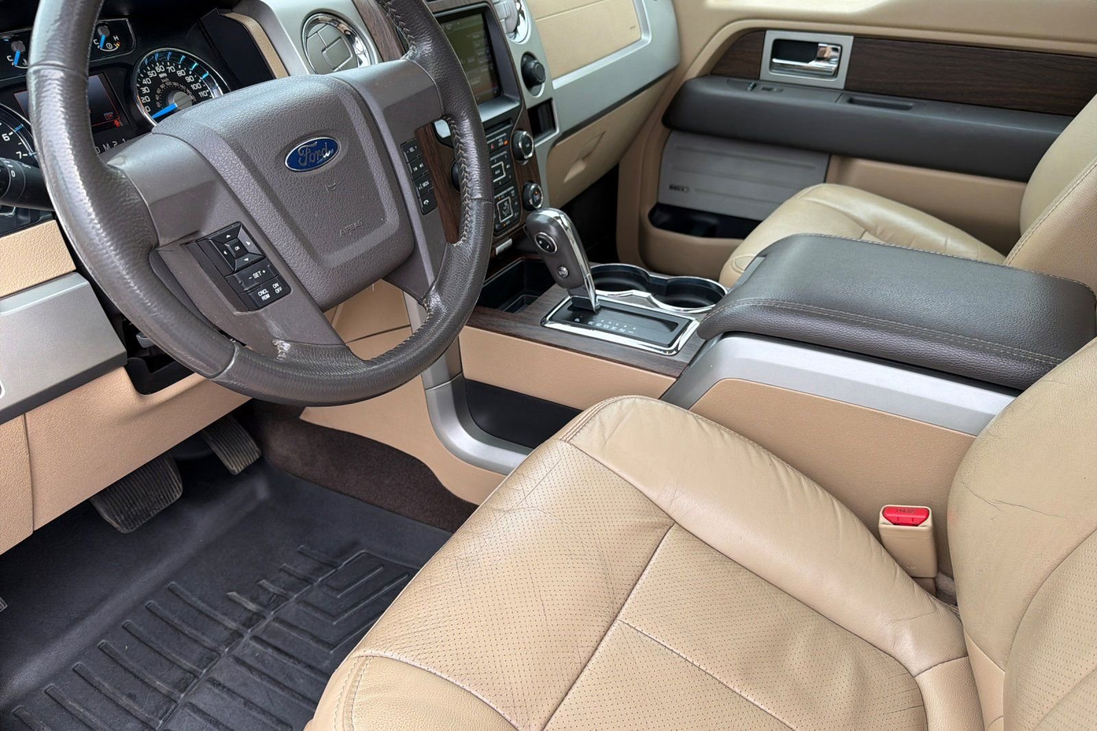 Used 2013 Ford F150 Lariat w/ Luxury Equipment Group image 10