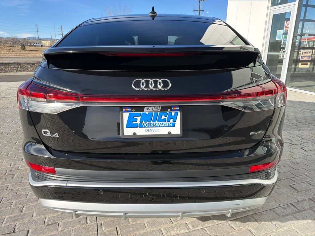 Used 2024 Audi Q4 e-tron Premium Plus image 4