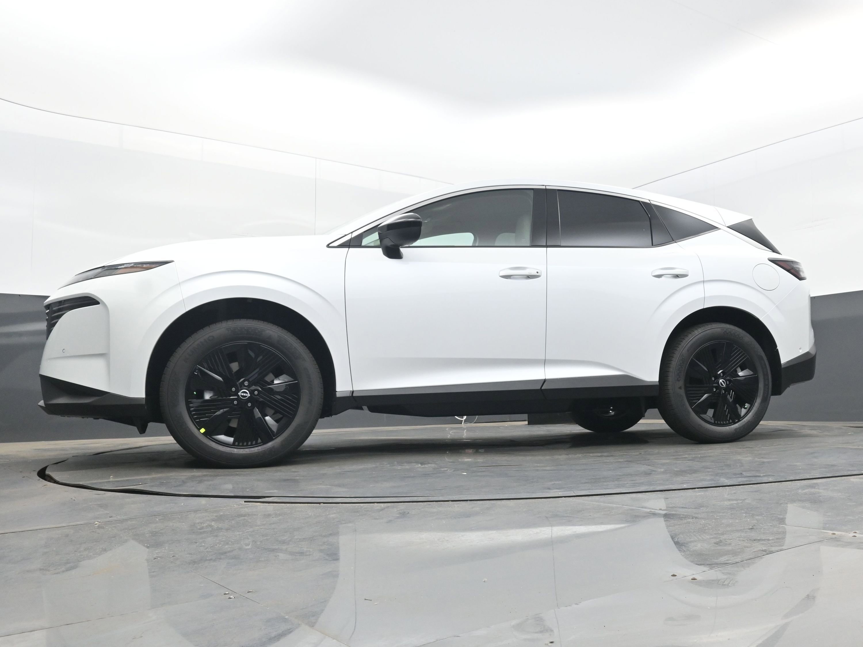 New 2025 Nissan Murano SV w/ Cargo Package image 24