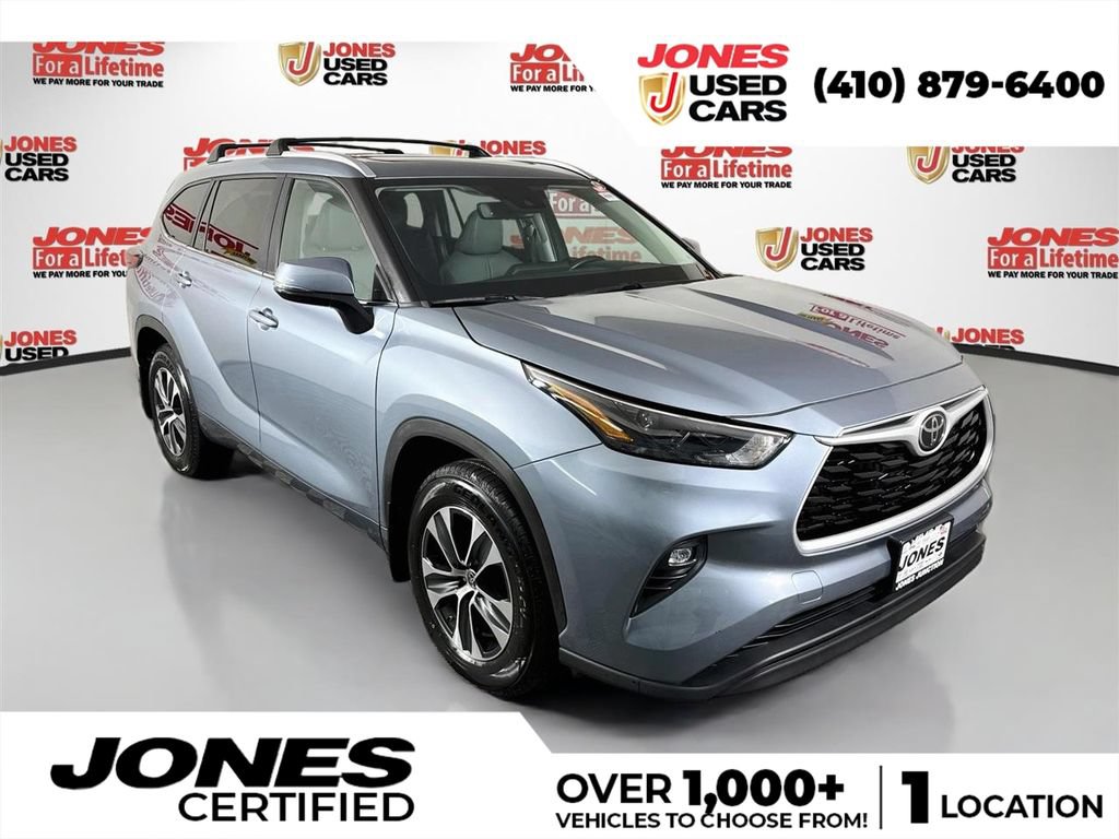 Used 2023 Toyota Highlander XLE AWD/4WD video 1