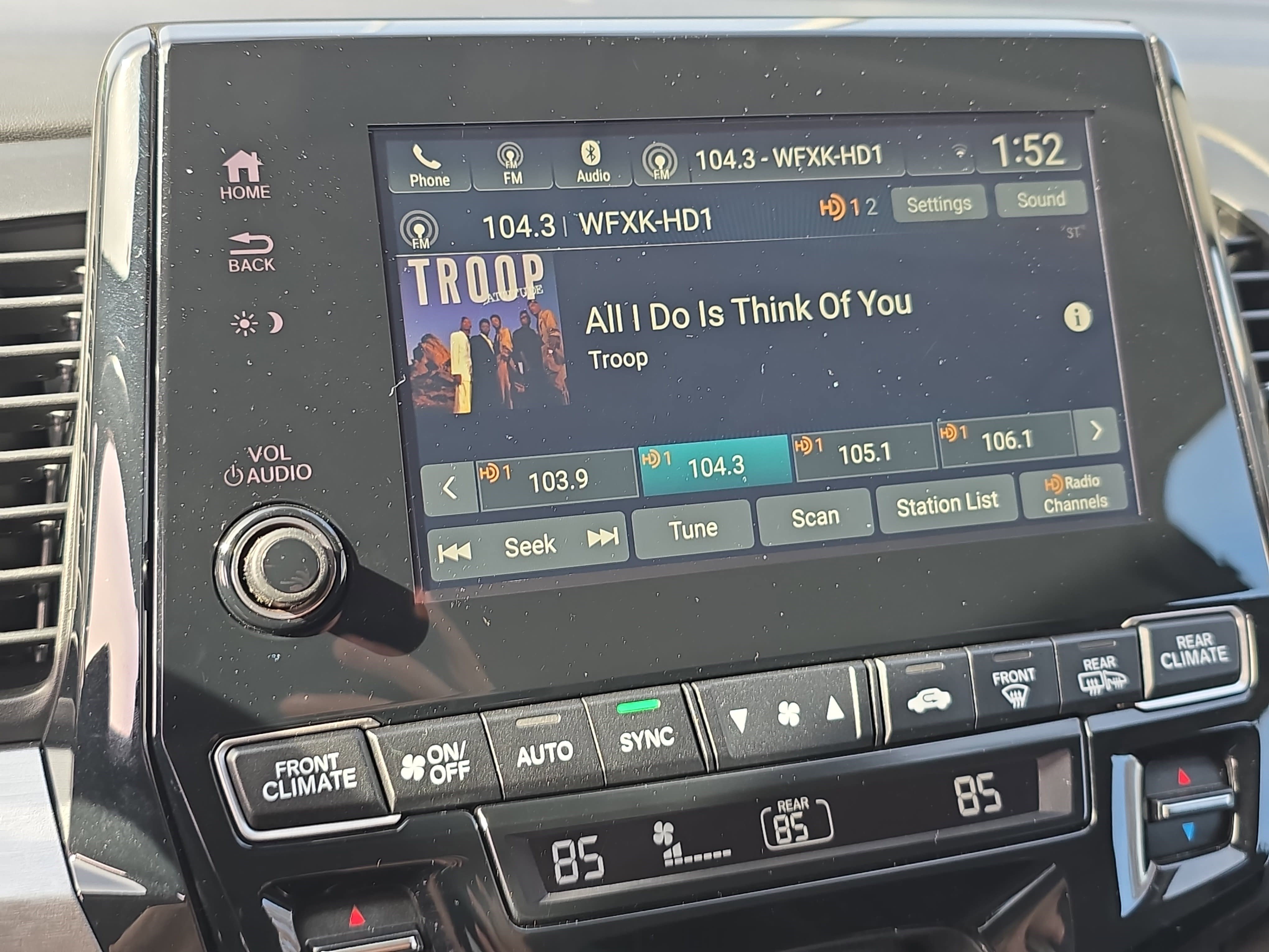 Used 2023 Honda Odyssey EX-L image 24