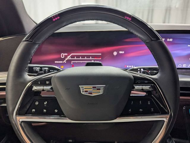Used 2025 Cadillac Escalade Sport w/ LPO, ONYX Package RWD image 24