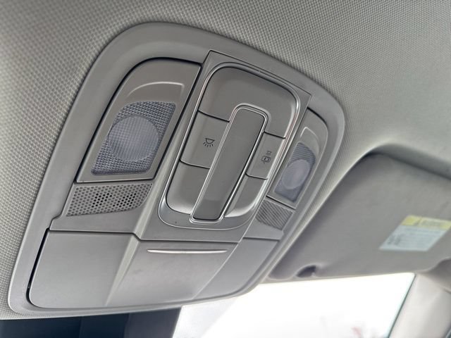 Used 2020 Hyundai Santa Fe SEL FWD image 17