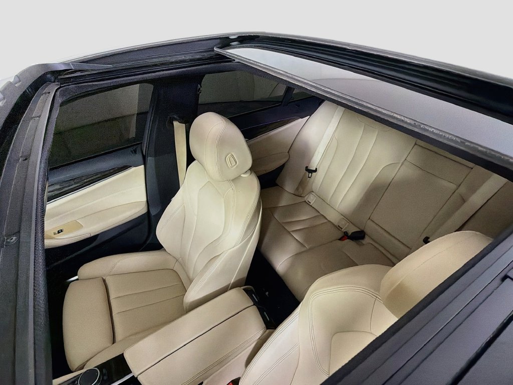 Used 2020 BMW 530i w/ Convenience Package RWD image 17