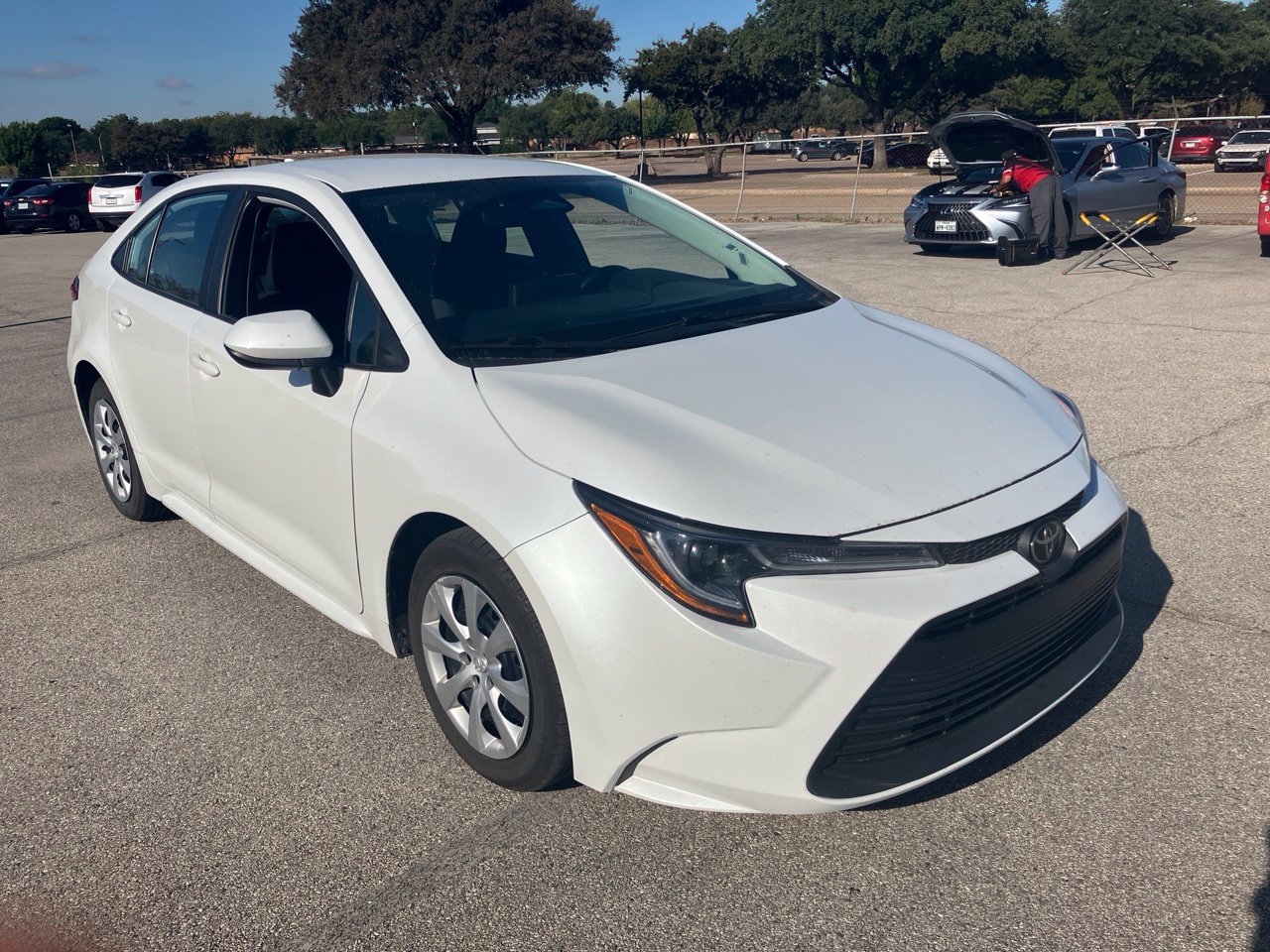 Used 2025 Toyota Corolla LE FWD image 1
