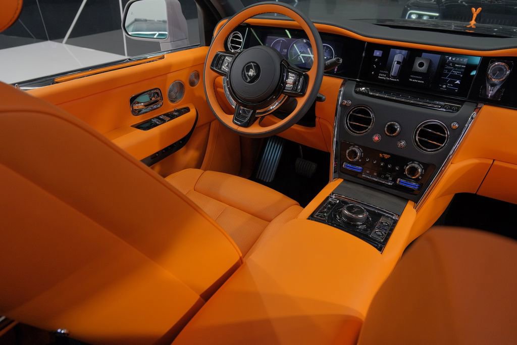 Used 2026 Rolls-Royce Cullinan image 71