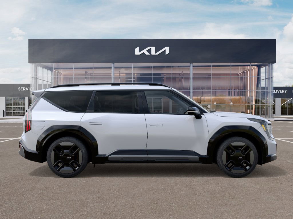 Certified 2026 Kia EV9 GT-Line image 7