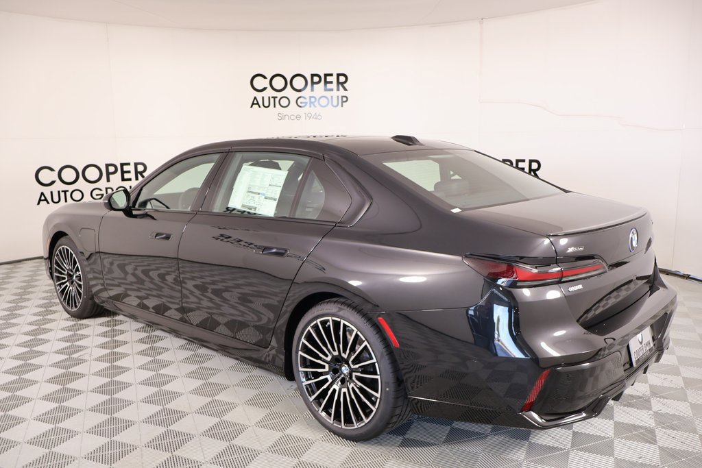 New 2026 BMW 750e xDrive AWD/4WD image 25