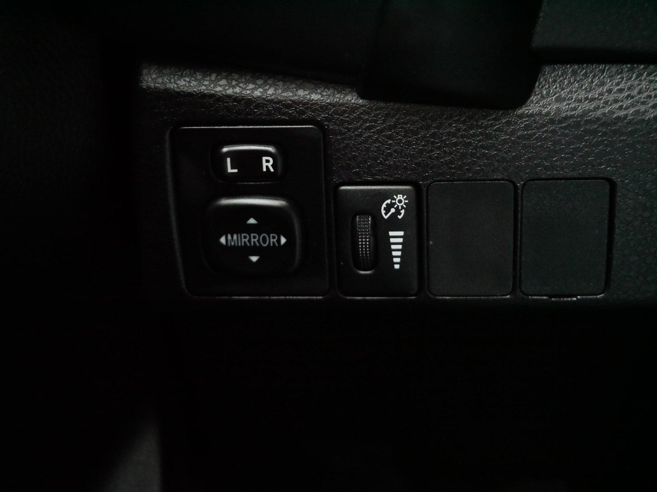 Used 2019 Toyota Corolla LE FWD image 26