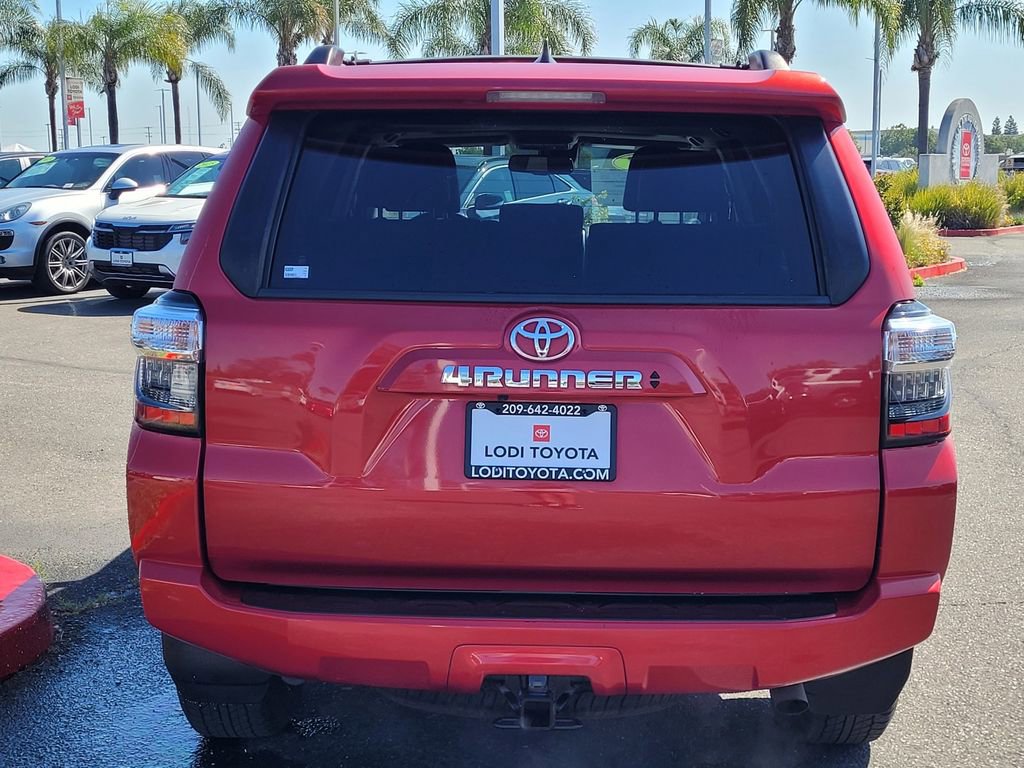 Used 2022 Toyota 4Runner SR5 Premium w/ Moonroof Package RWD image 5