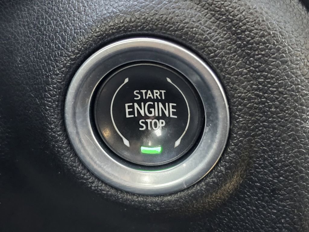 Used 2021 GMC Sierra 1500 AT4 w/ AT4 Preferred Package AWD/4WD image 13