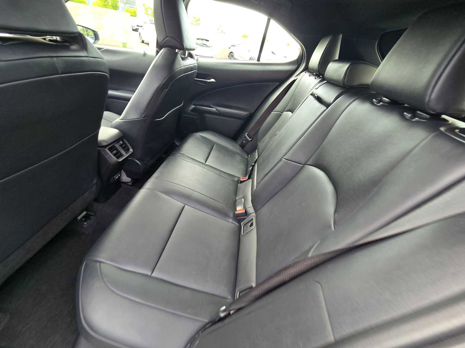 Certified 2024 Lexus UX 250h FWD image 20