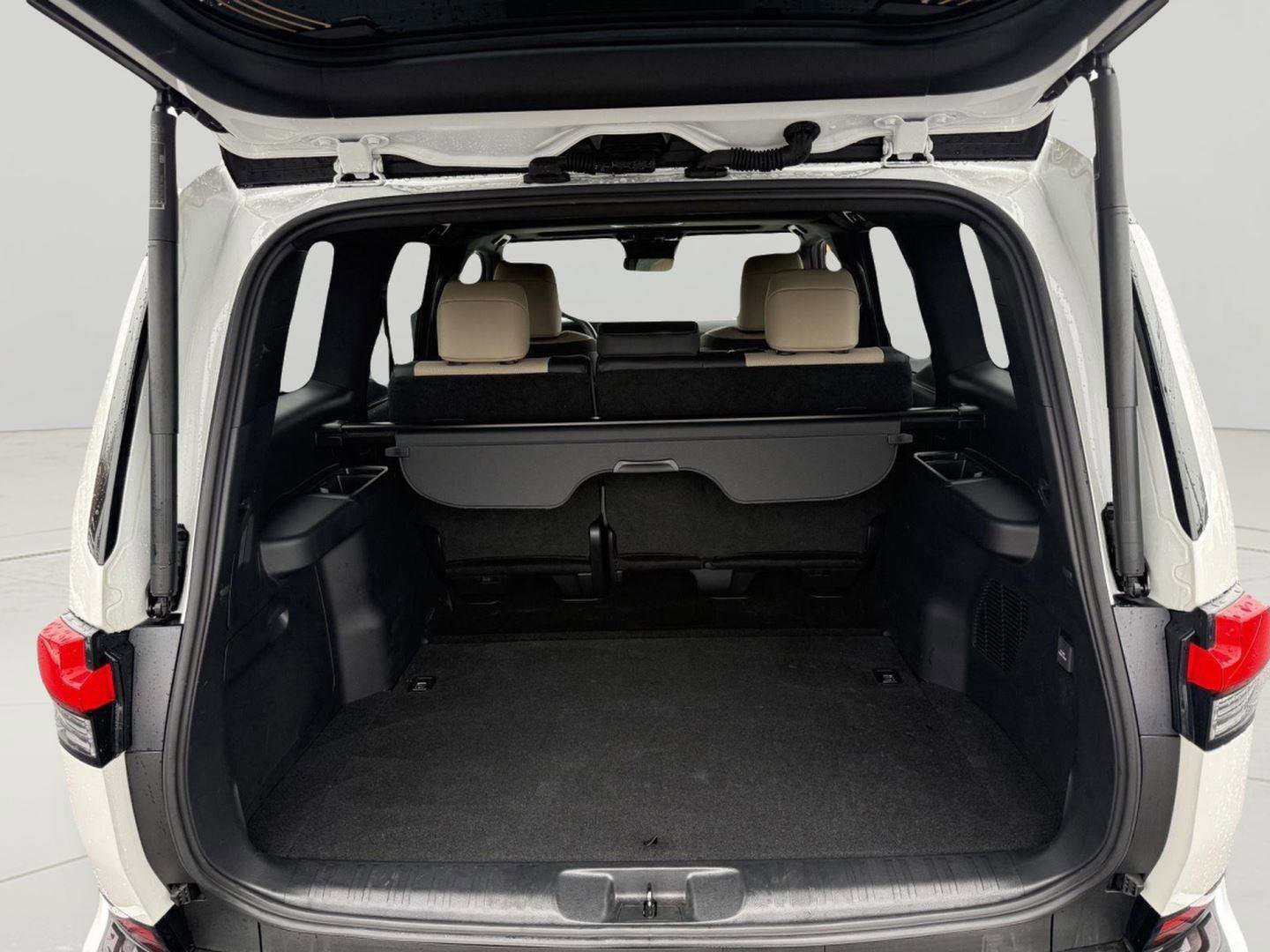 Used 2024 Lexus GX 550 image 29