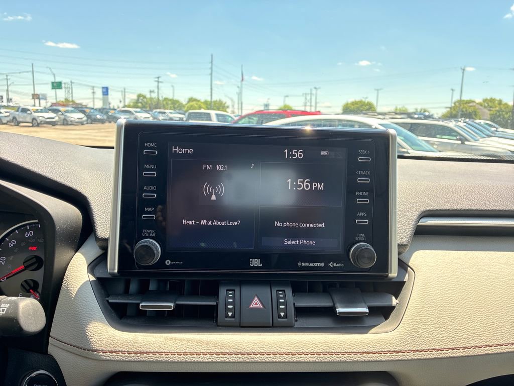 Used 2020 Toyota RAV4 XLE Premium AWD/4WD image 14