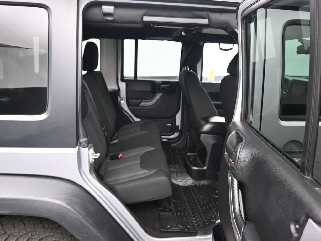 Used 2016 Jeep Wrangler Unlimited Sport AWD/4WD image 28