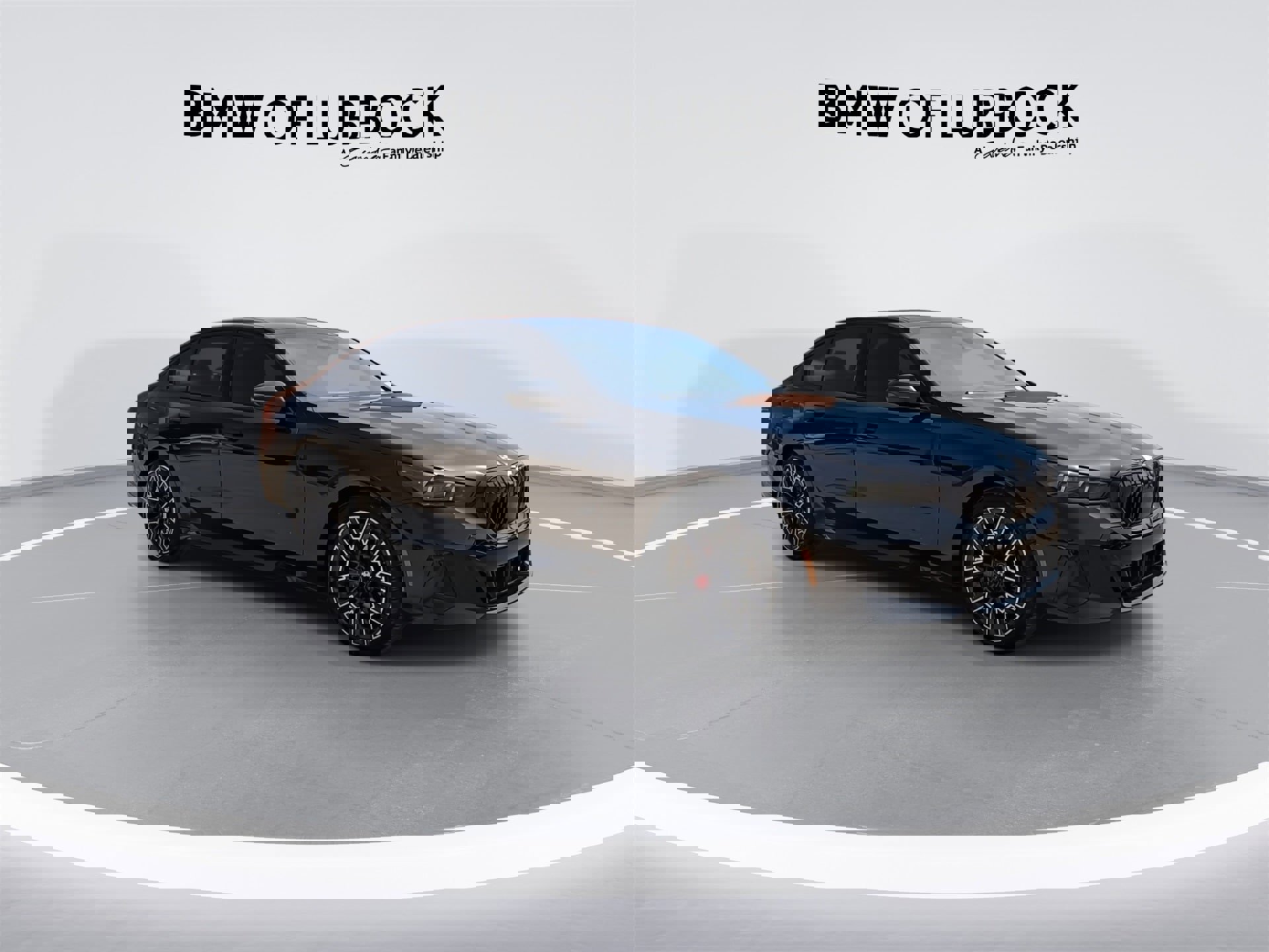 Used 2026 BMW 550e xDrive image 2