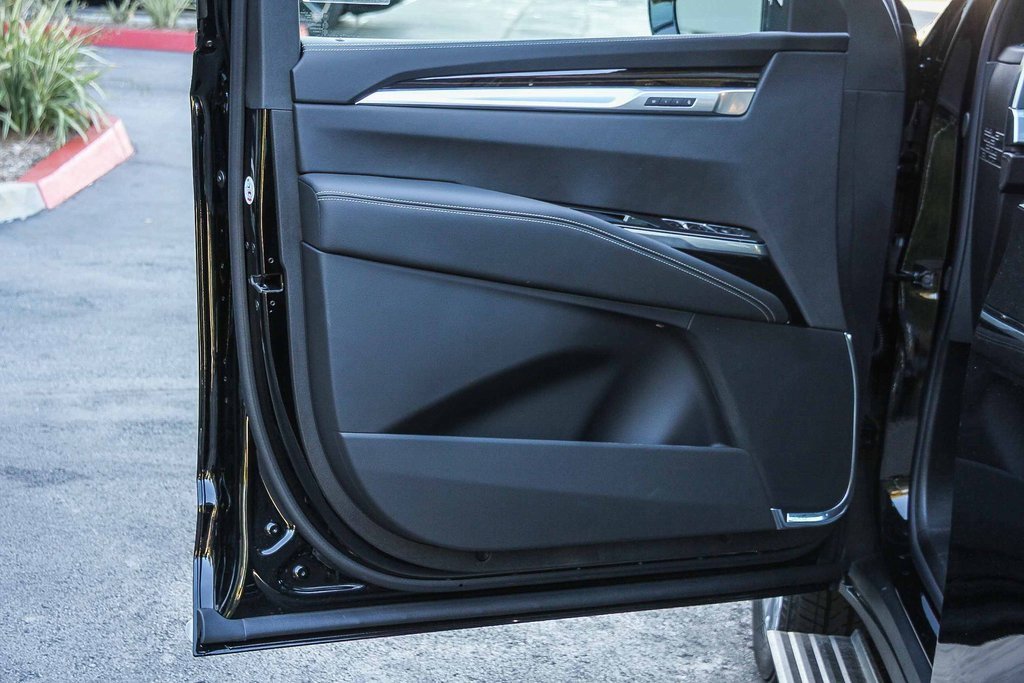 Used 2026 Cadillac Escalade Luxury image 23
