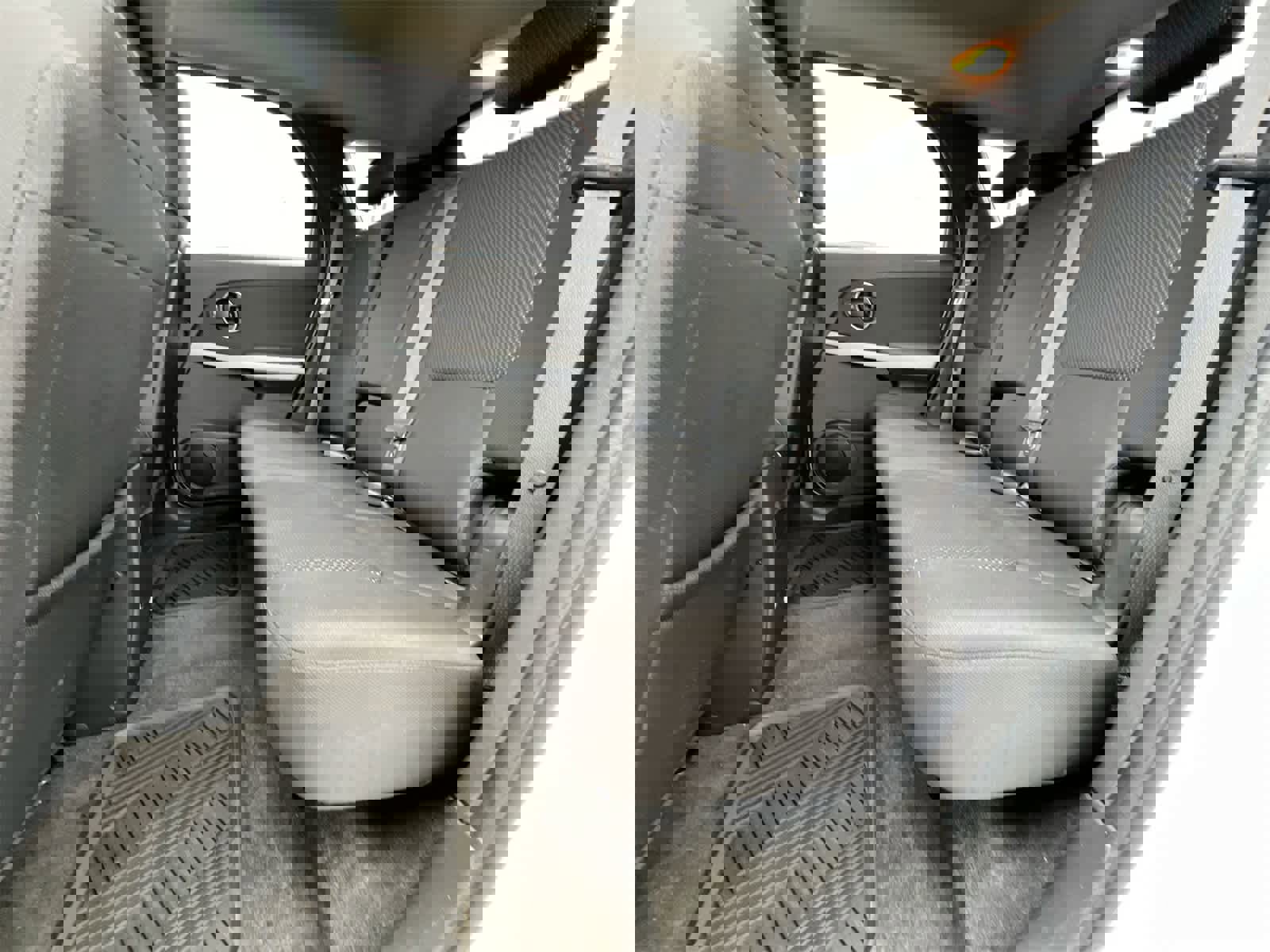 Used 2007 Pontiac Torrent 2WD w/ Preferred Package image 19