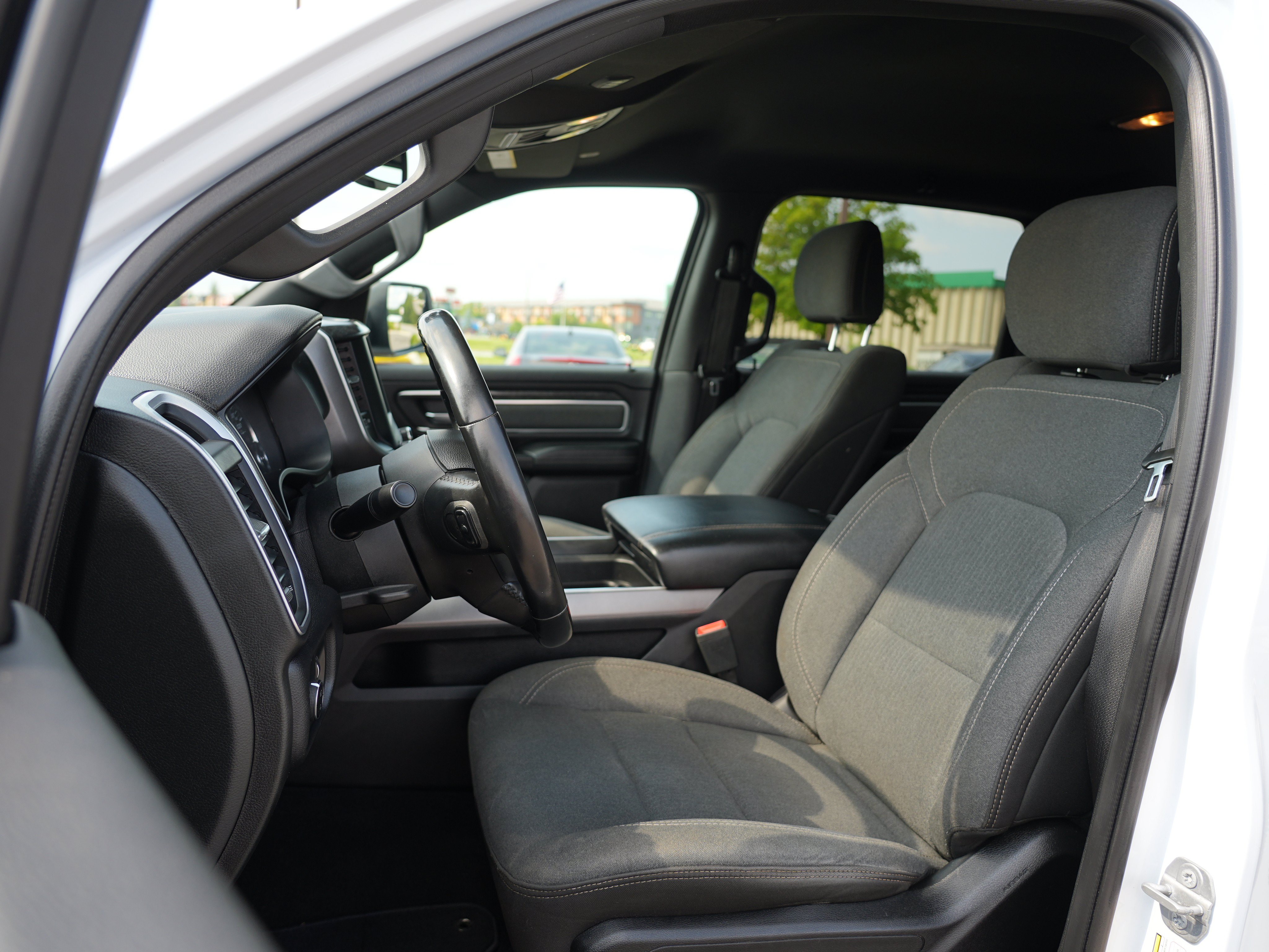 Used 2019 RAM 1500 Big Horn AWD/4WD image 12