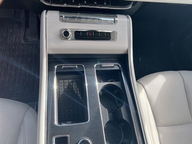 Used 2025 Lincoln Aviator Reserve w/ Illumination Package image 7