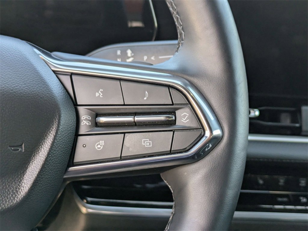 Used 2025 Chevrolet Equinox LT image 17