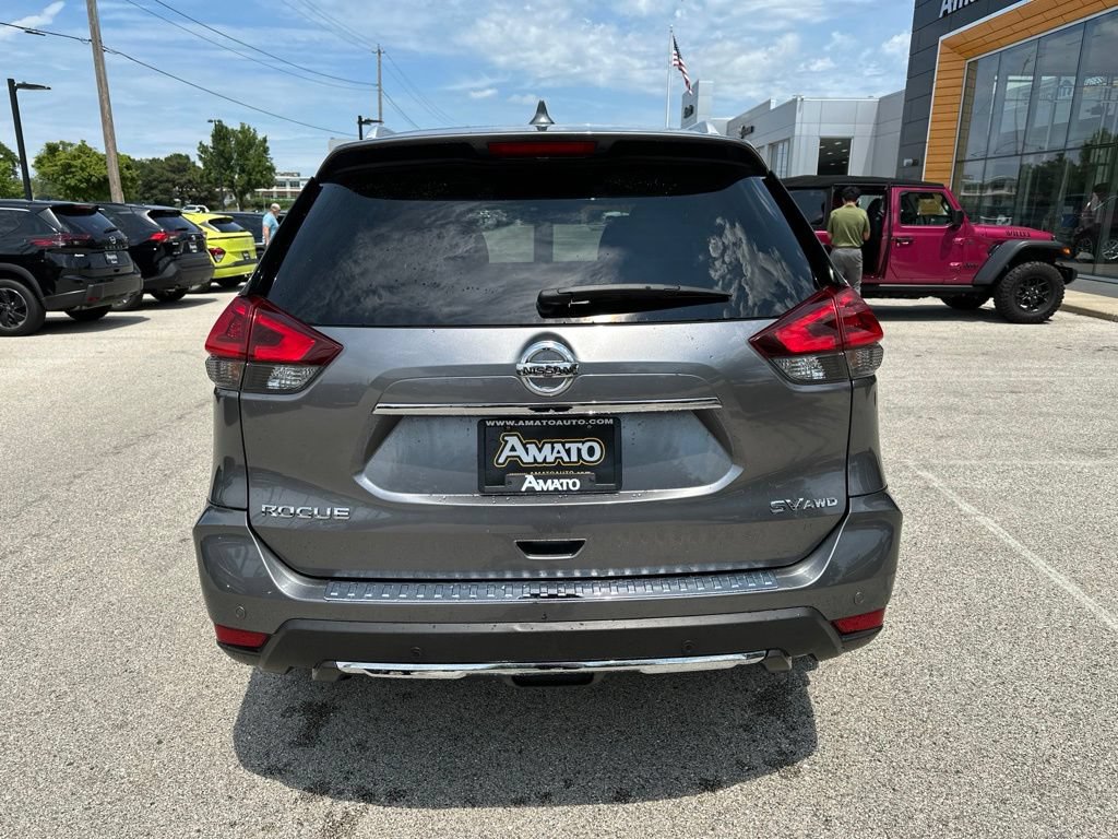 Used 2019 Nissan Rogue SV AWD/4WD image 8