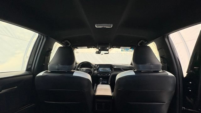 Used 2025 Toyota Camry SE FWD image 27