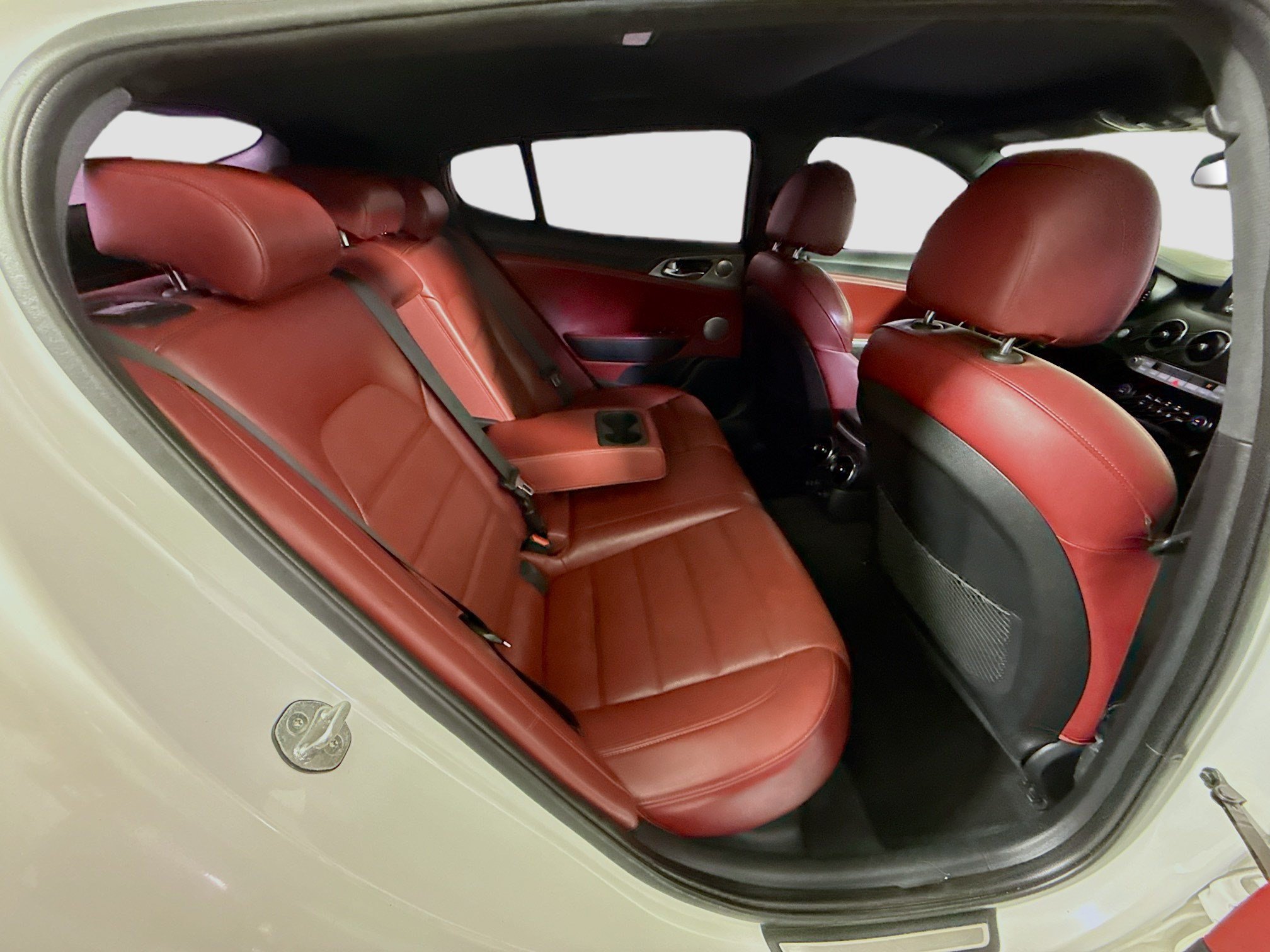 Used 2019 Kia Stinger GT2 AWD/4WD image 27